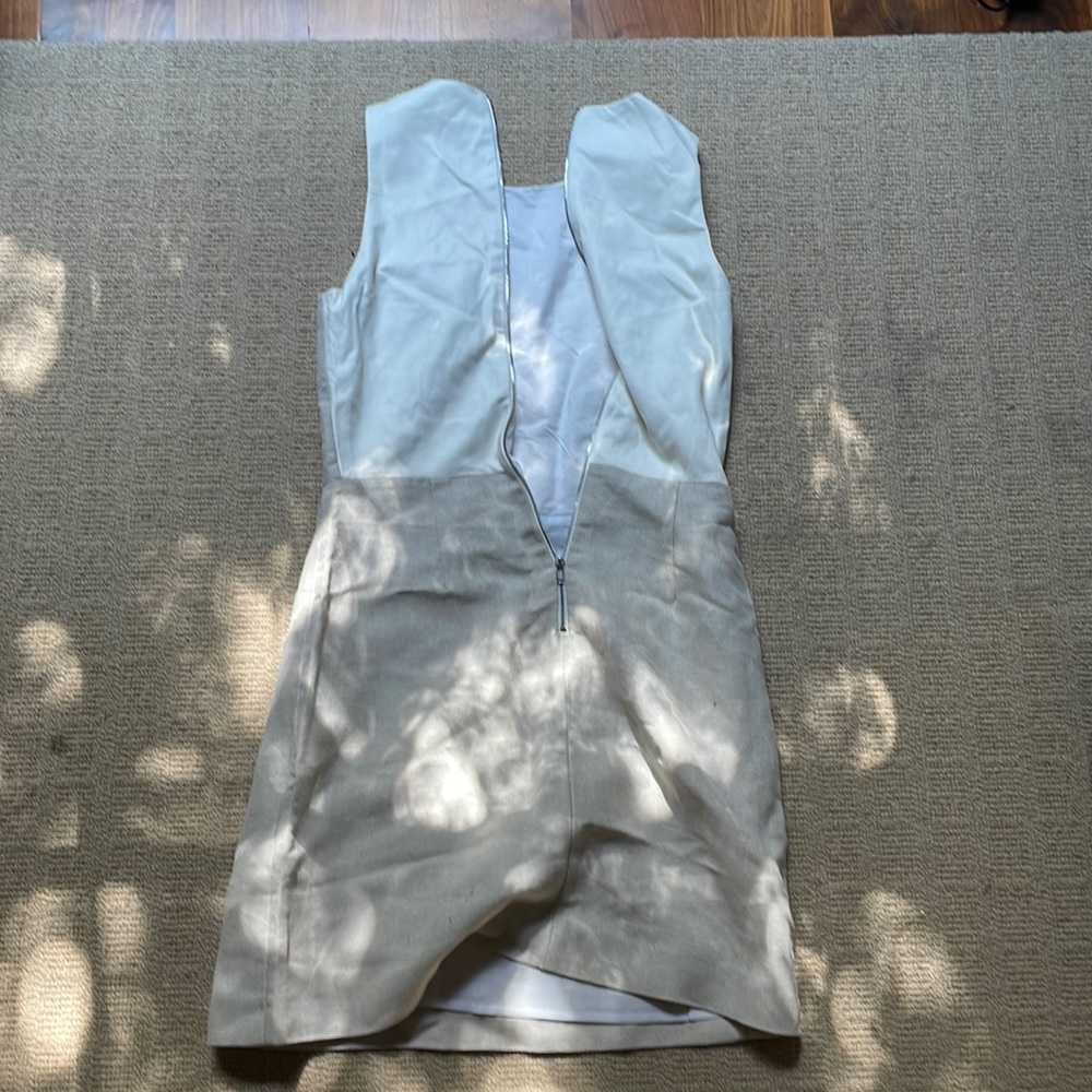 Theory white leather & linen